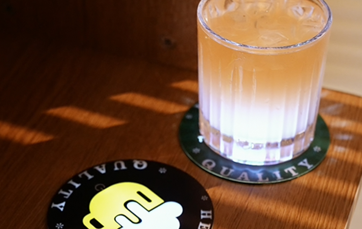  强烈安利！~#超薄发光杯垫 实用更新奇#发光标签#发光杯垫