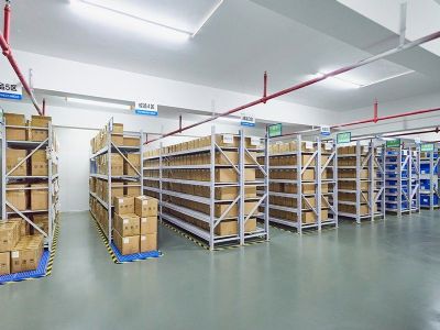 广宏达光电科技工厂货品仓库